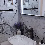 Amara Villa *